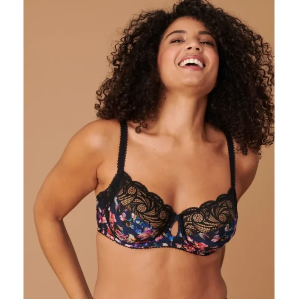 Buy Ariane Fantaisy Underwire Full Cup Bra with Lace