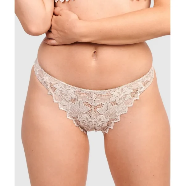 Buy Arum Low Rise Scalloped Lace Thong-Skin