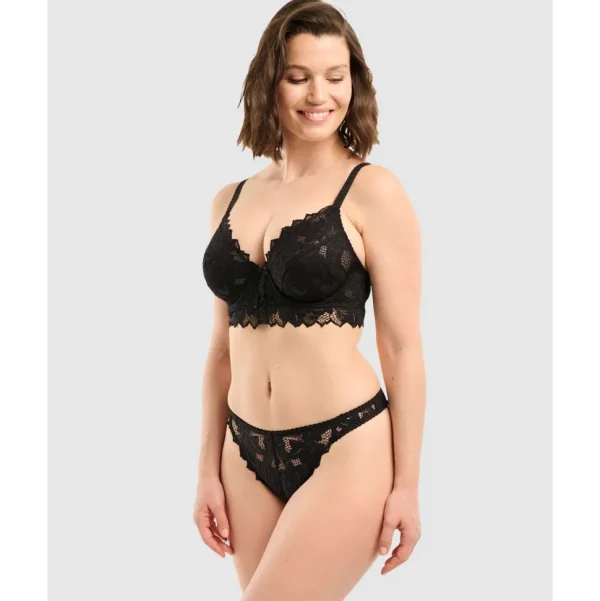 Buy Arum Low Rise Scalloped Lace Thong-Black