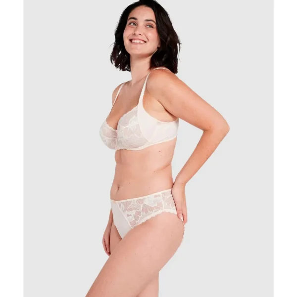 Buy Capucine Wired Two-Tone Lace Bra