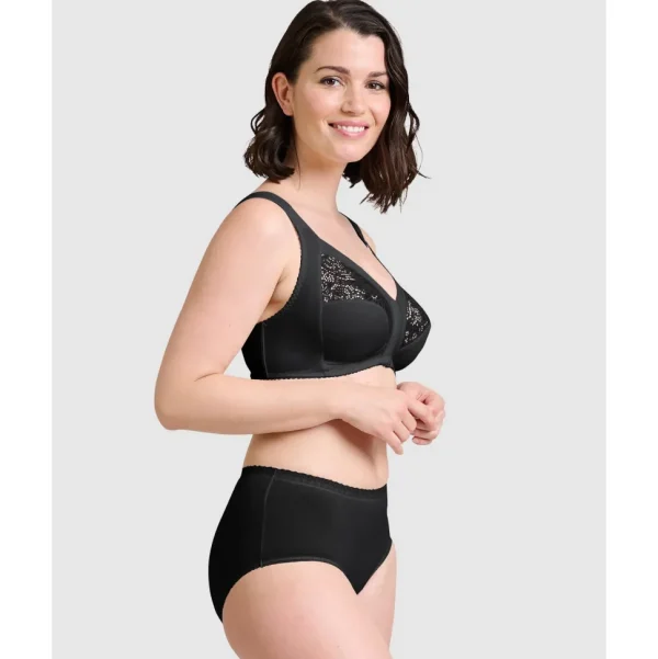 Buy Clara Wirefree Front Closure Bra with Lace-Black