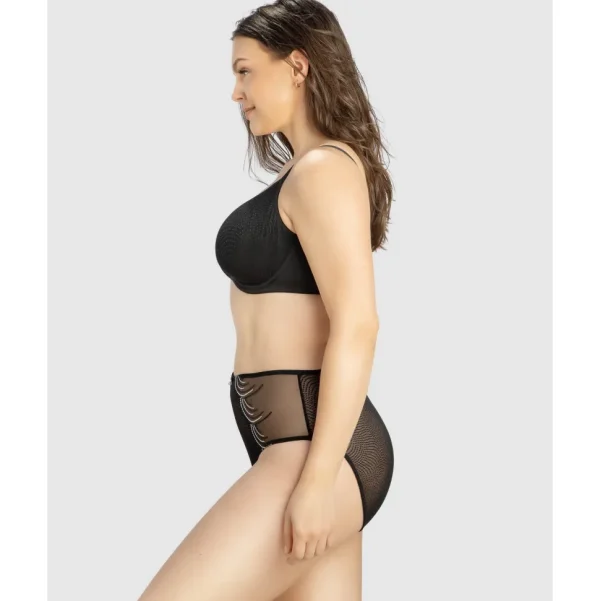 Buy Pearl Underwired Seamless Minimiser Bra