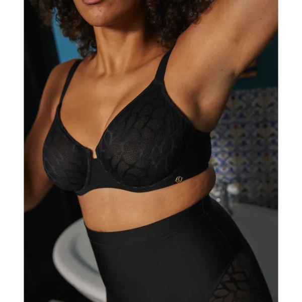 Buy Perfect Curves Smooth Lace Wired T-Shirt Bra-Black