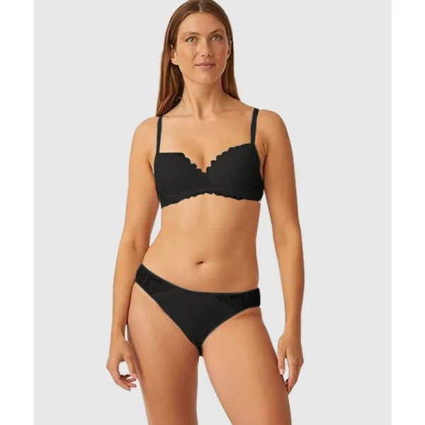 Buy Underwire Padded Zig Zag Lace Bra