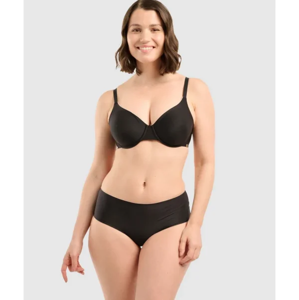 Buy Unseen Seamless Underwire Full Cup T-Shirt Bra-Black-Blush